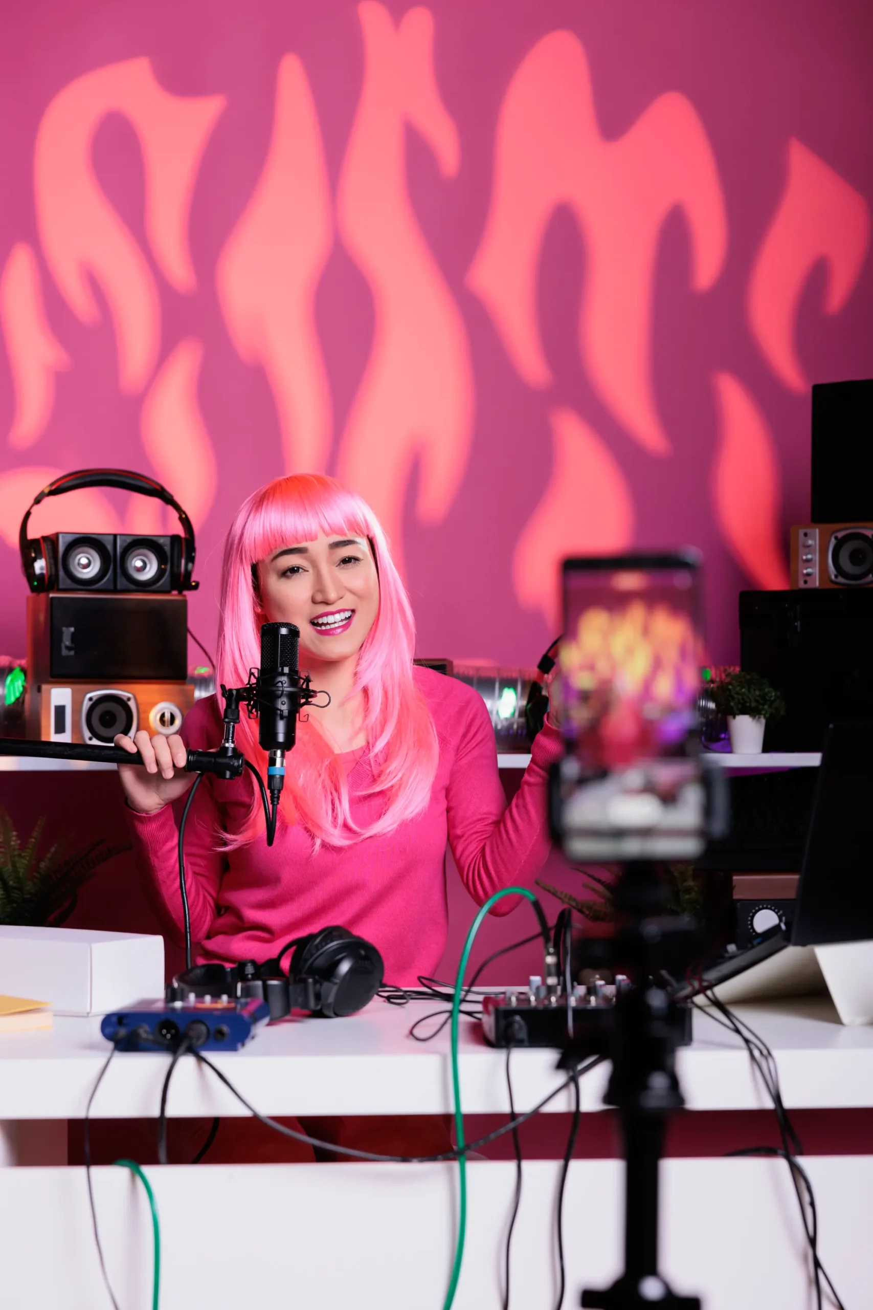 Grabación y retransmisión en directo con móvil y micro en estudio